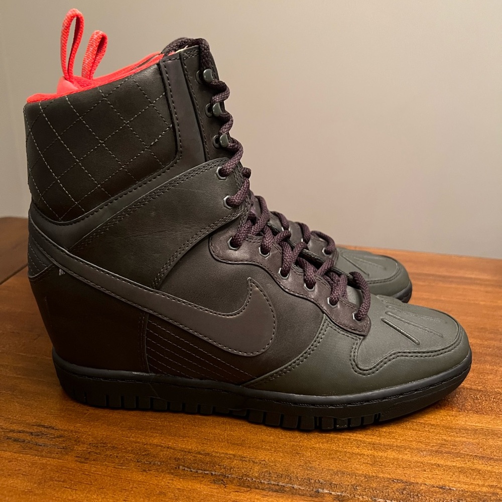 NIKE Dunk Sky HI Reflective Green Waterproof Sneakerboot Wedge807401-300 Size 10